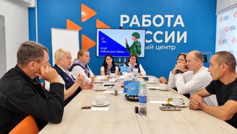 Мужские клубы на Сахалине помогли семи ветеранам СВО выбрать новую профессию