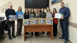 Избиркомы Поронайска поддержали акцию «Избиркомы для героев»