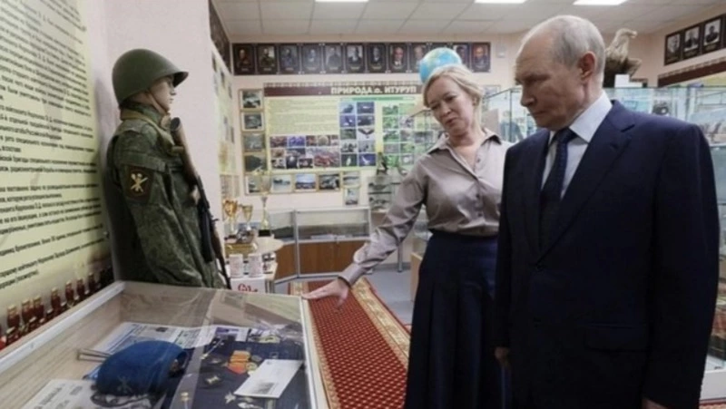 Жители Сахалина и Курил подчеркнули значимость визита Владимира Путина на острова