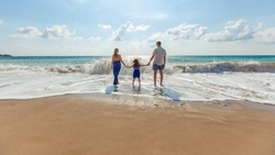 Как будем отдыхать в июле 2024 года: праздники, рабочие и выходные дни