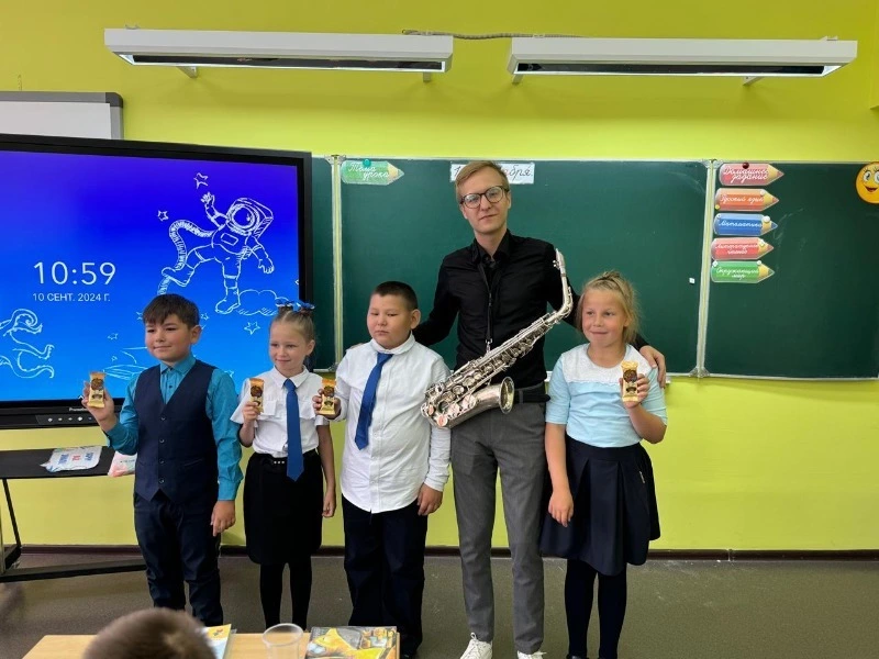 Музыкальные перемены в школах №7 и 8 