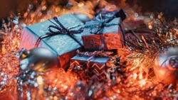 Подарки на Новый год 2025: идеи для близких и друзей