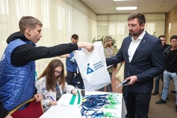 Врачи и представители медицинских ведомств обмениваются опытом внедрения цифровых технологий
