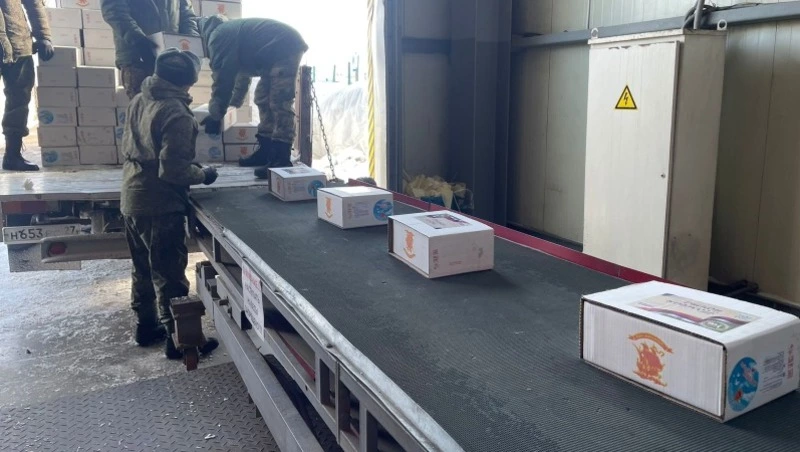 Более 9 тонн посылок отправили для сахалинских бойцов в зону СВО