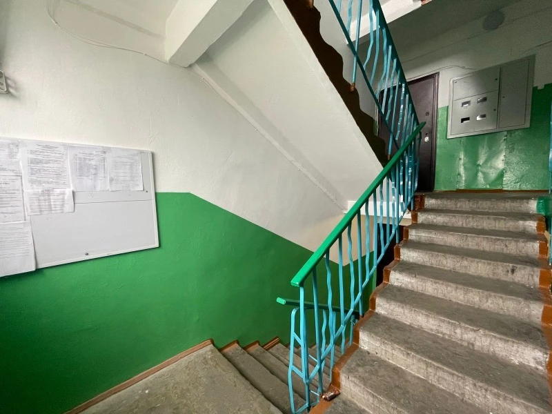 До конца года в Поронайском районе приведут в порядок 130 подъездов