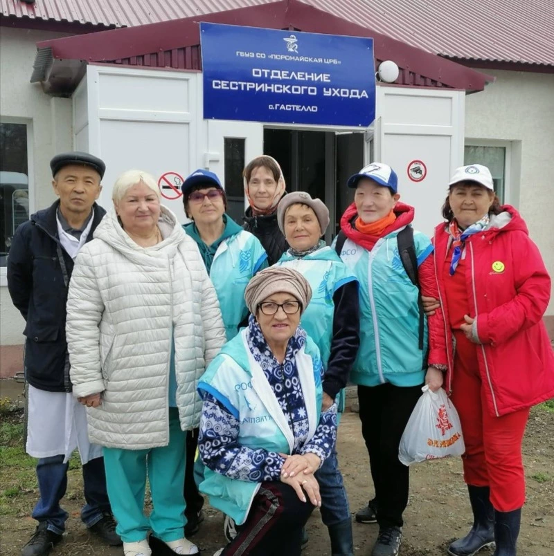 Субботник в отделении сестринского ухода села Гастелло