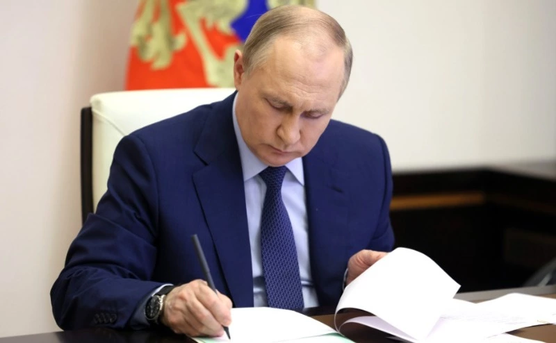 Путин подписал указы о составе нового кабмина