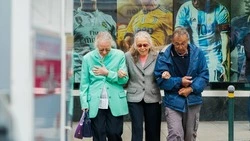 День бабушек и дедушек в 2024 году: история и традиции праздника