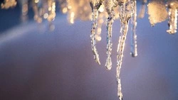 Мороз до -28 градусов и свежий ветер ожидаются на Сахалине 28 февраля