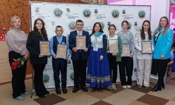 Награждение Победителей конкурса детских рисунков «Мама – это счастье!»