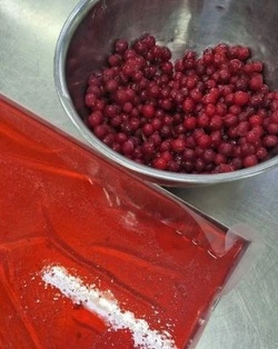 Островные производители используют сахалинские дикоросы при изготовлении продукции