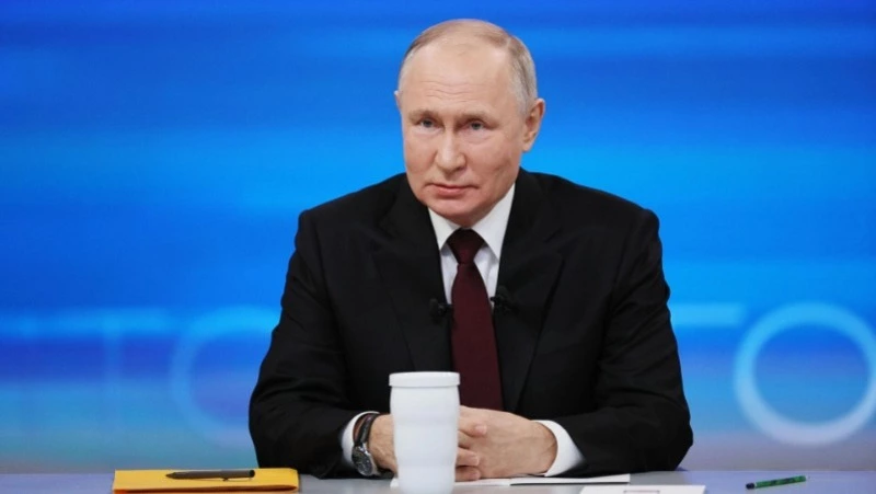 В Москве стартовала прямая линия с Владимиром Путиным