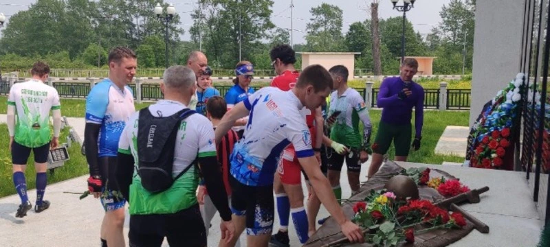 Воспитанники с. Леонидово встретились с участниками Велопробега "Огонь Победы 2024".