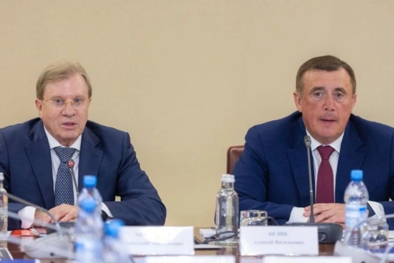 Федеральные власти поддерживают инициативу губернатора увеличить число субсидируемых авиабилетов.