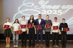 Торжественное событие в киноцентре "Мир": лучшие таланты получили заслуженную награду