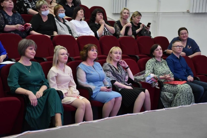  Ежегодный конкурс «Учитель года» стартовал в Поронайске