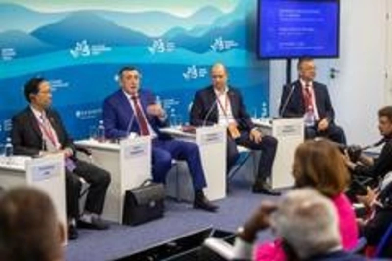 До конца года 90 тысяч сахалинцев и курильчан пройдут высокотехнологичное медицинског