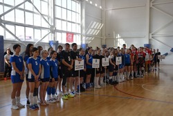В минувшие выходные Поронайск принимал Чемпионат Сахалинской области по волейболу. 